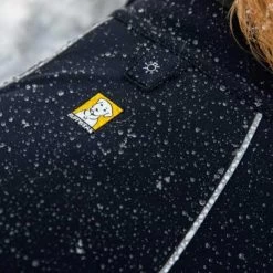 Ruffwear Cloud Chaser Dog Jacket -Ruffwear Ruffwear Cloud Chaser Obsidian Black NZ Further Faster 06