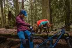 Ruffwear Lumenglow Hi-Viz Jacket Red Sumac -Ruffwear ruffwear lumenglow hiviz jacket red sumac 7nlr.jpg